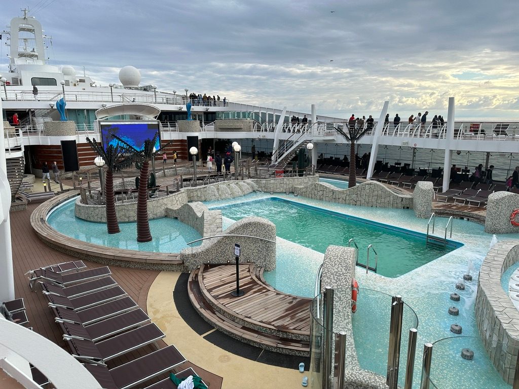 Pooldeck der MSC Splendida