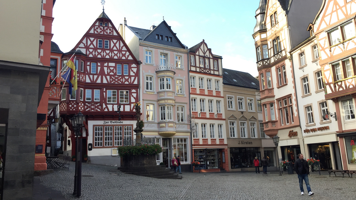 Historische Fachwerkhäuser in der Altstadt von Bernkastel-Kues